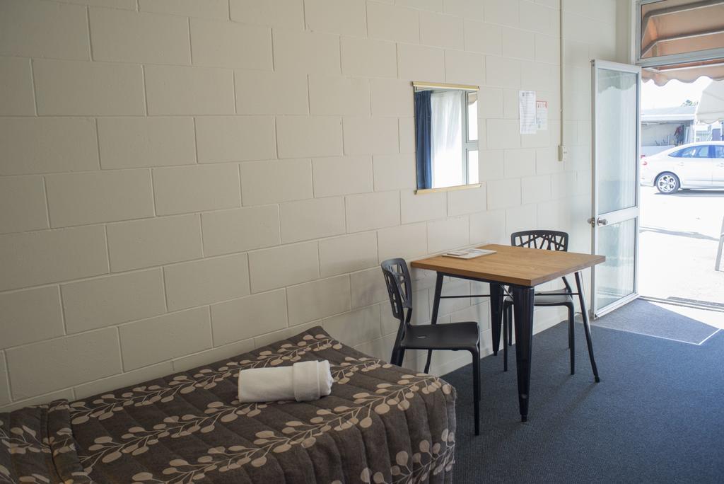 Feilding Motel ภายนอก รูปภาพ