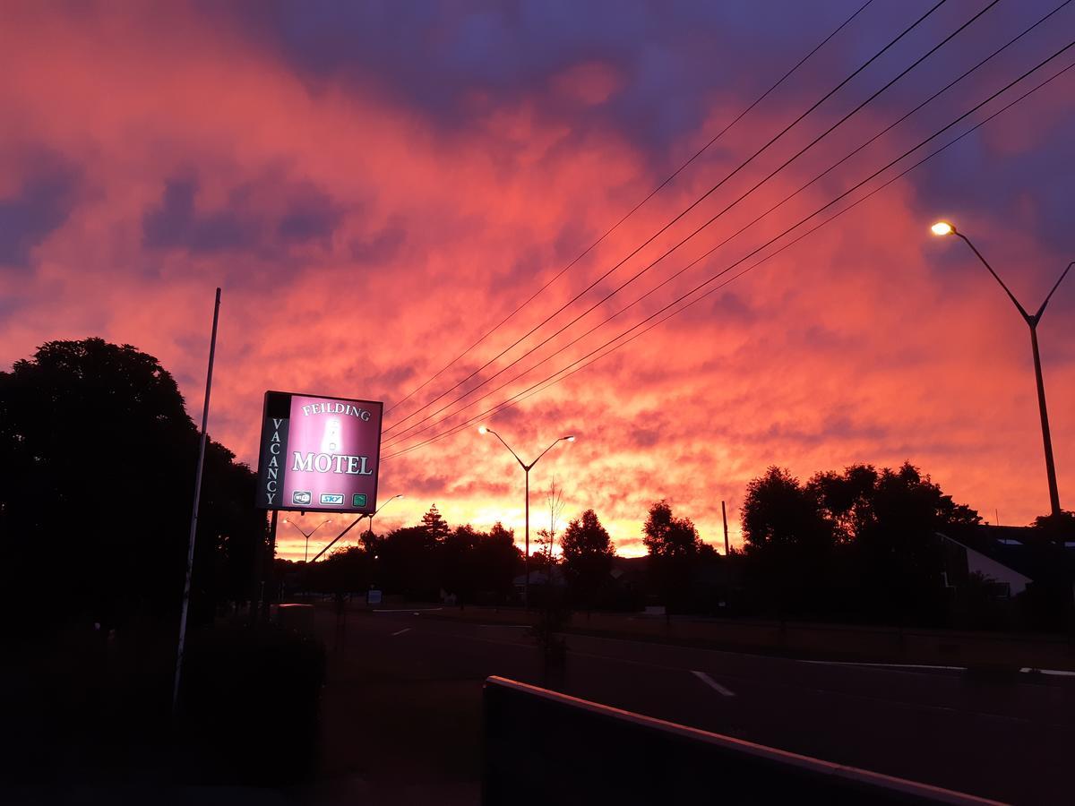 Feilding Motel ภายนอก รูปภาพ